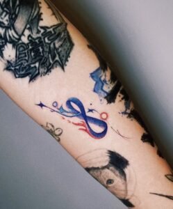 hình xăm vô cực 25