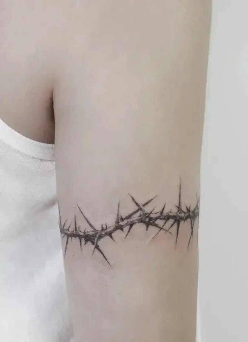 hình xăm vòng tay đơn giản 34