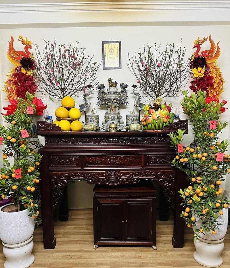 trang trí bàn thờ gia tiên 1