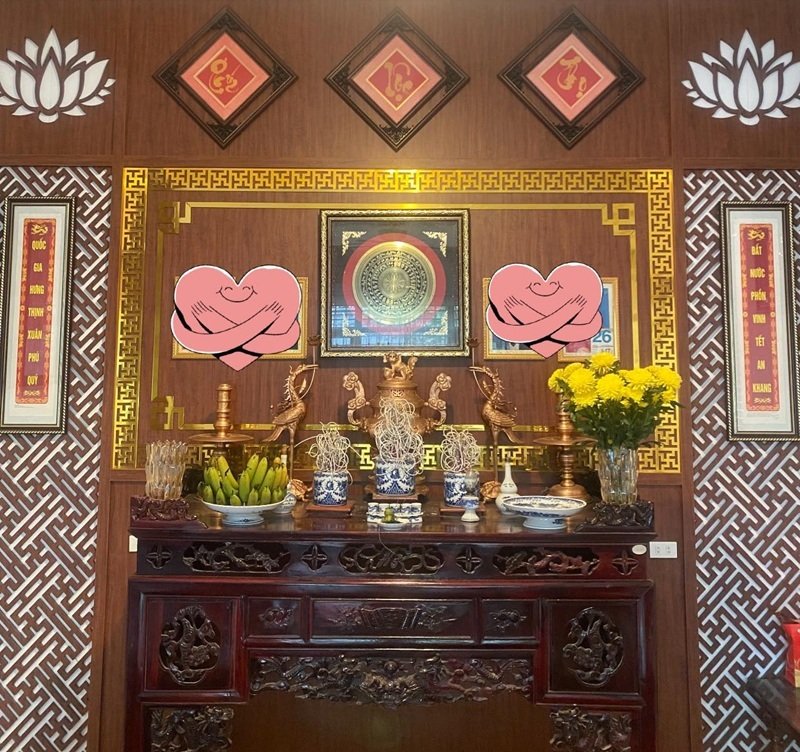 trang trí bàn thờ gia tiên 11