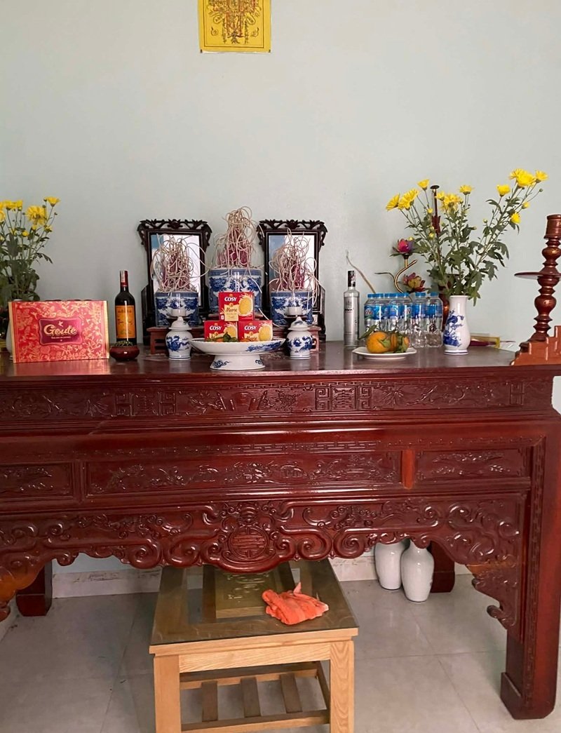 trang trí bàn thờ gia tiên 13