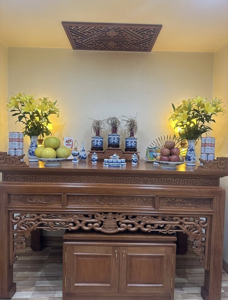trang trí bàn thờ gia tiên 31