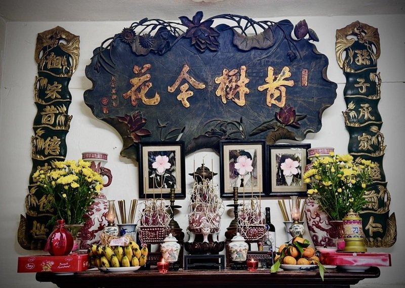 trang trí bàn thờ gia tiên 41