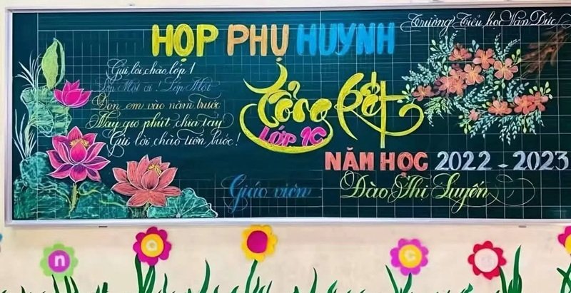 trang trí bảng họp phụ huynh hoa sen