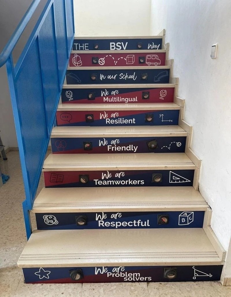 trang trí cầu thang 4