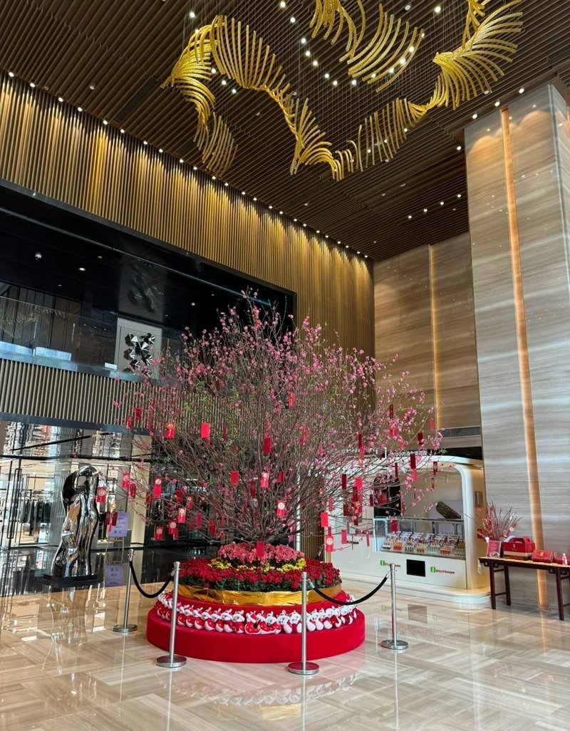 trang trí cây đào 13