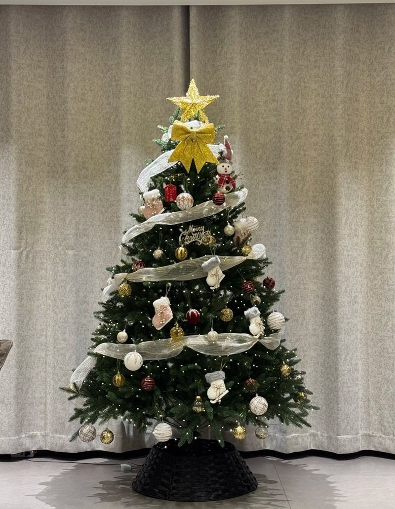 trang trí cây thông noel 27