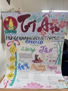 trang trí đầu báo tường 26