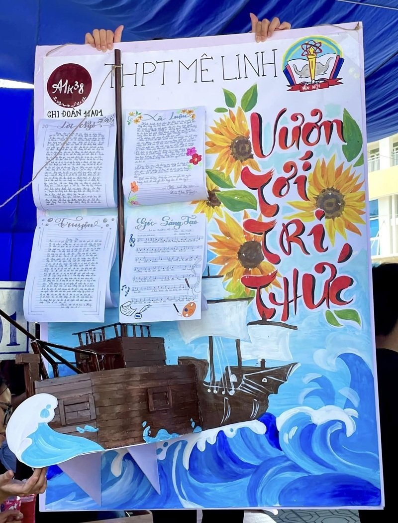 trang trí đầu báo tường 7