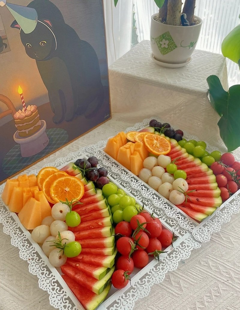 trang trí dĩa trái cây bàn tiệc 34