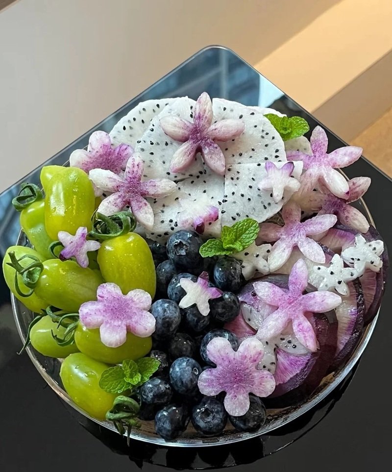 trang trí dĩa trái cây bàn tiệc 39