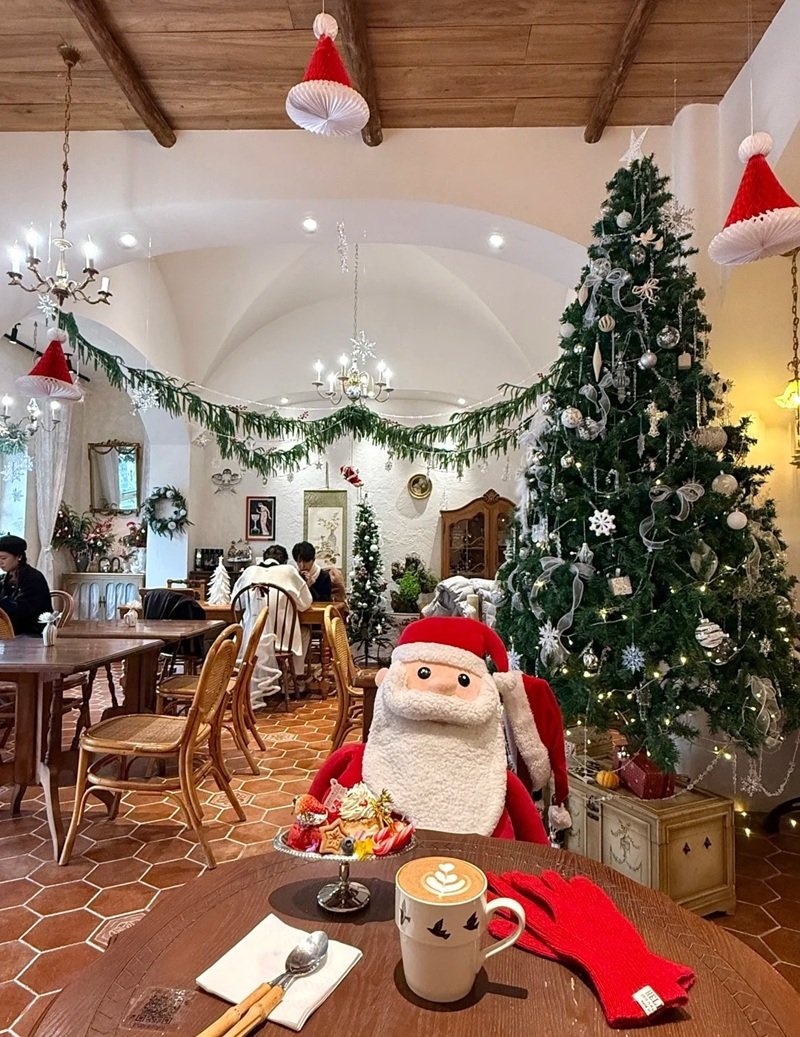 trang trí noel quán cafe 14