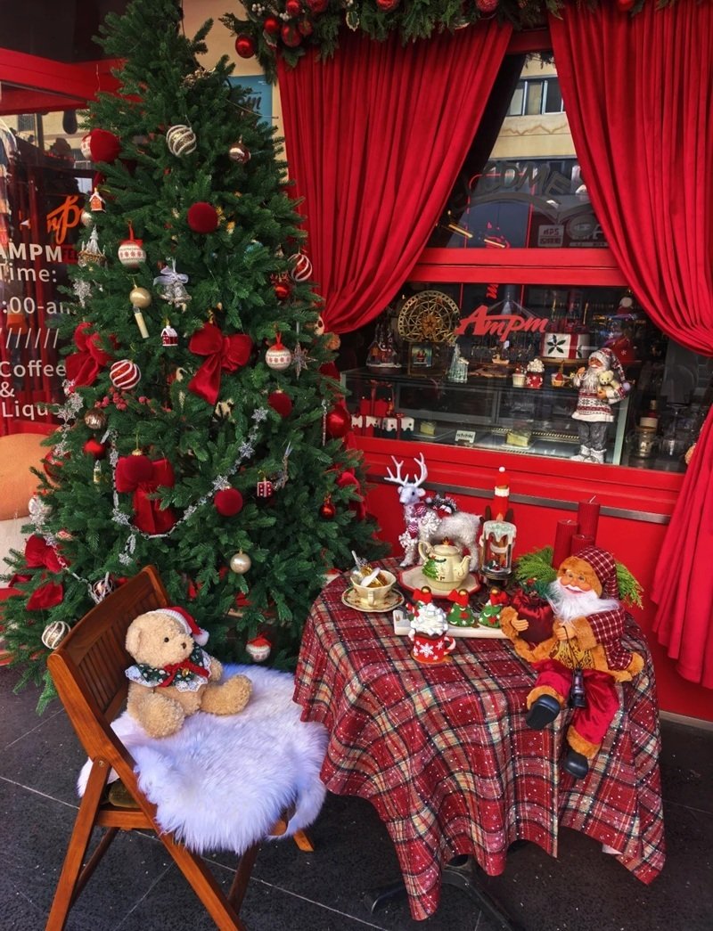 trang trí noel quán cafe 3