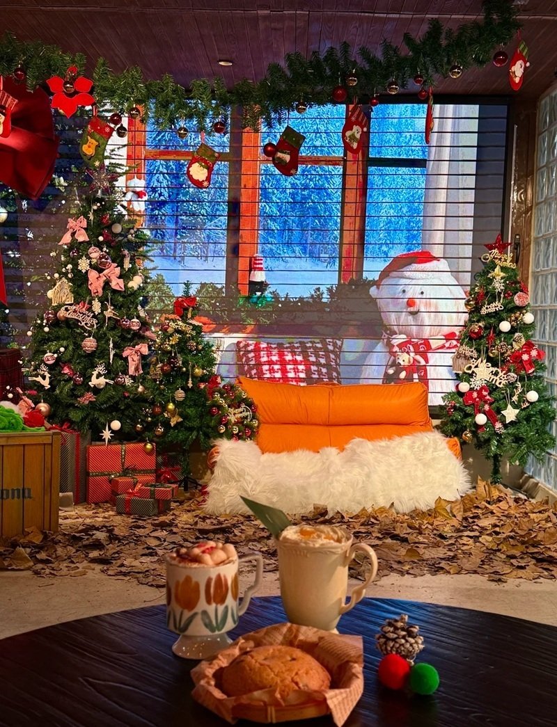trang trí noel quán cafe 35