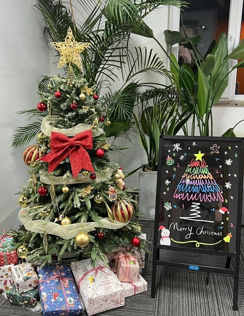 trang trí noel văn phòng 33