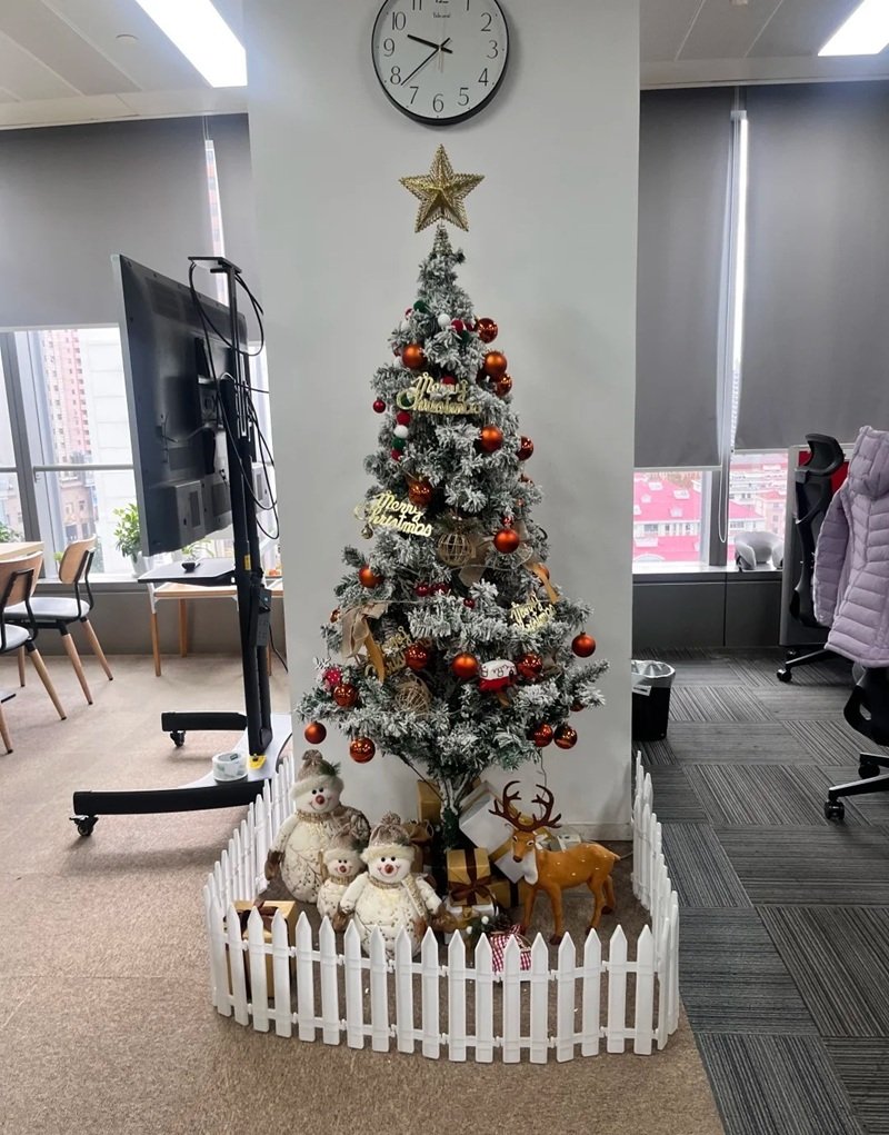 trang trí noel văn phòng 6