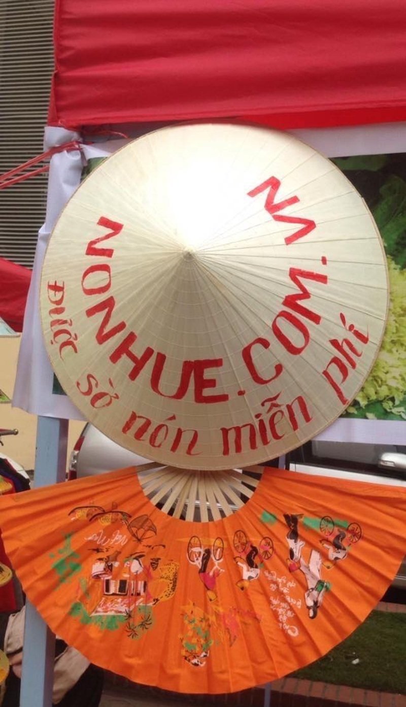 trang trí nón lá 3