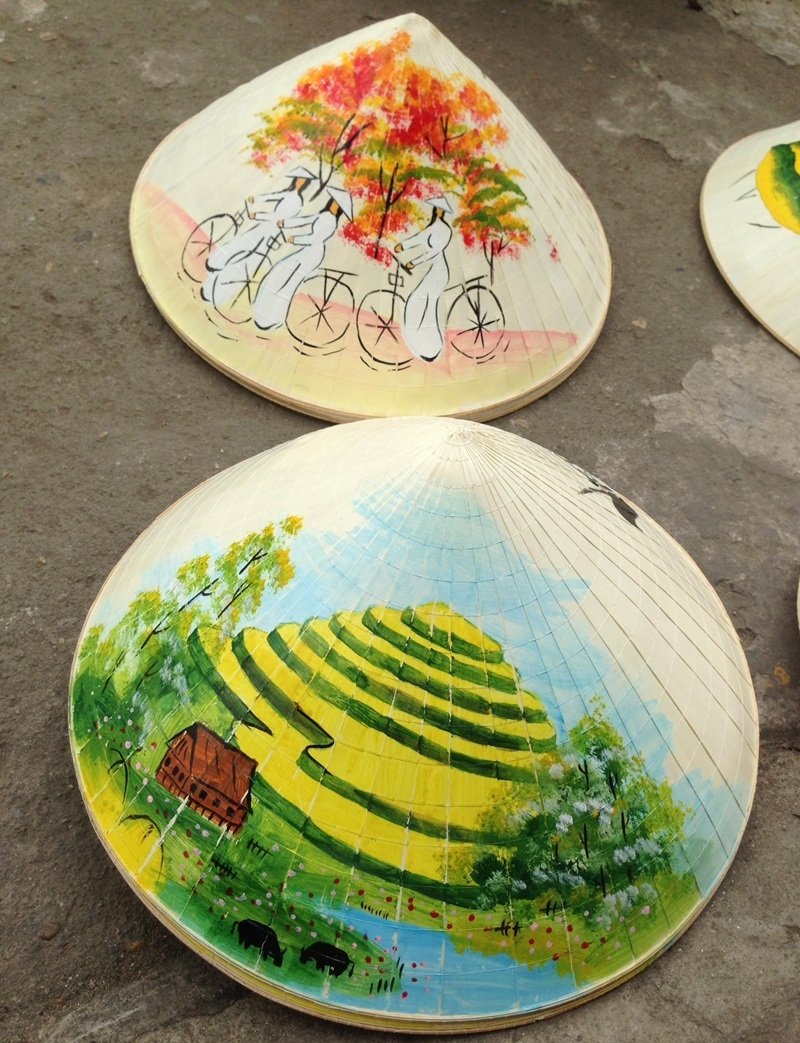 trang trí nón lá 5