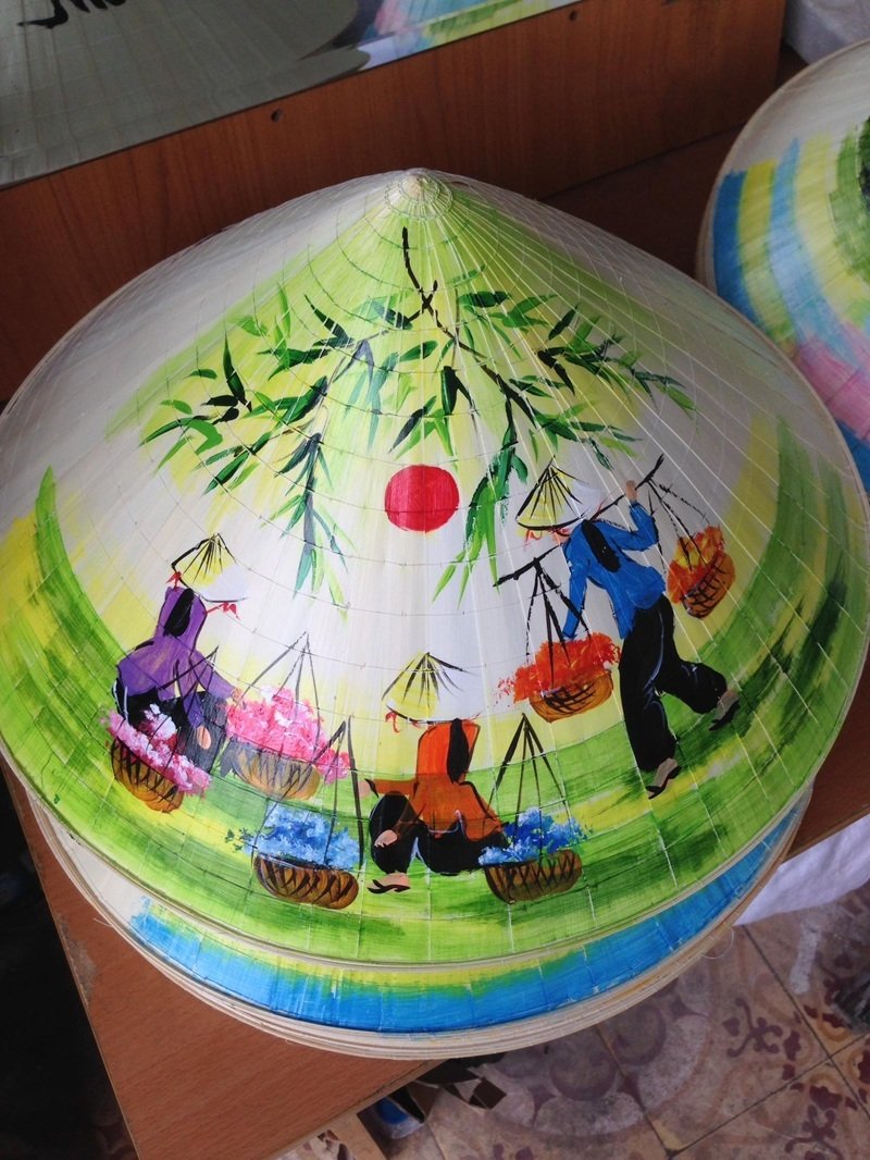 trang trí nón lá 8