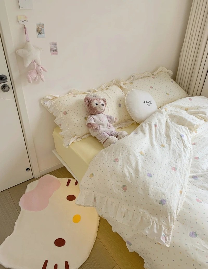 trang trí phòng ngủ nhỏ cho nữ 10