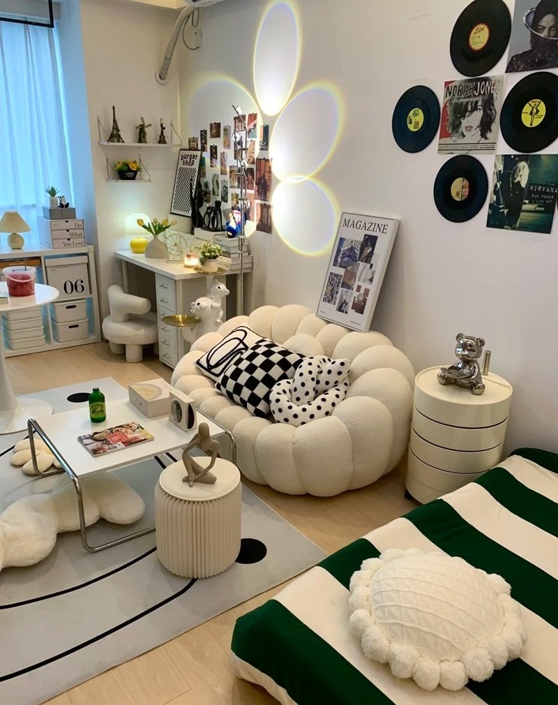 trang trí phòng ngủ nhỏ cho nữ 32