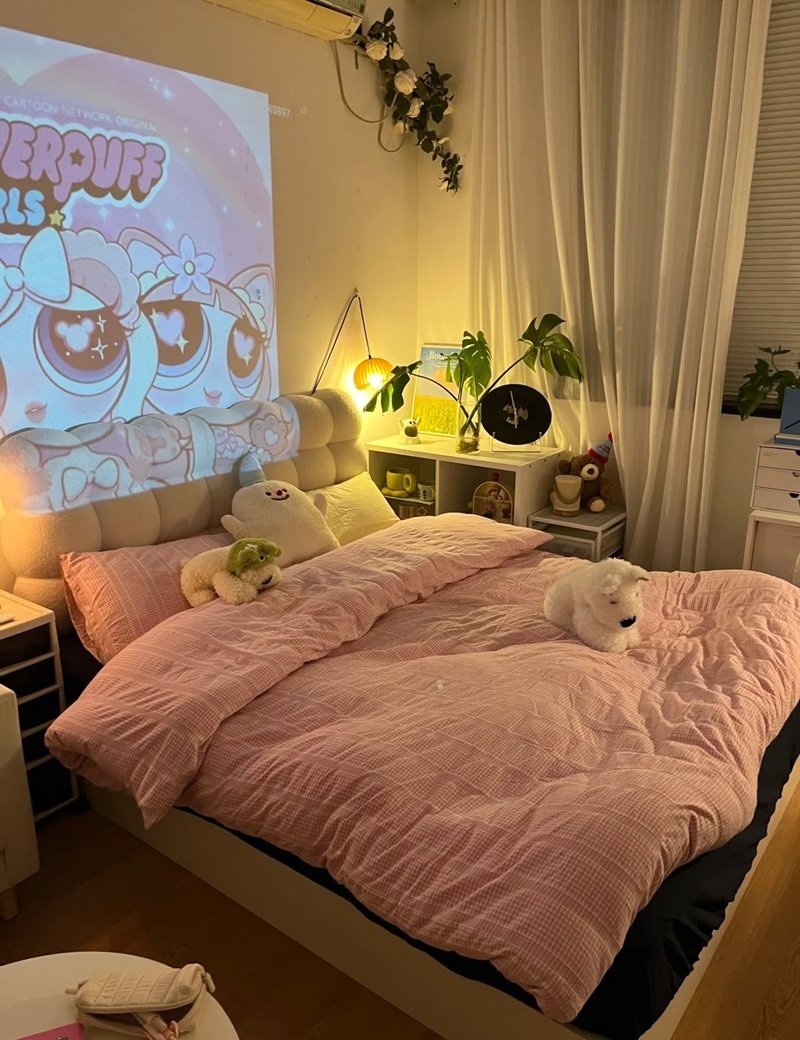 trang trí phòng ngủ nhỏ cho nữ 37