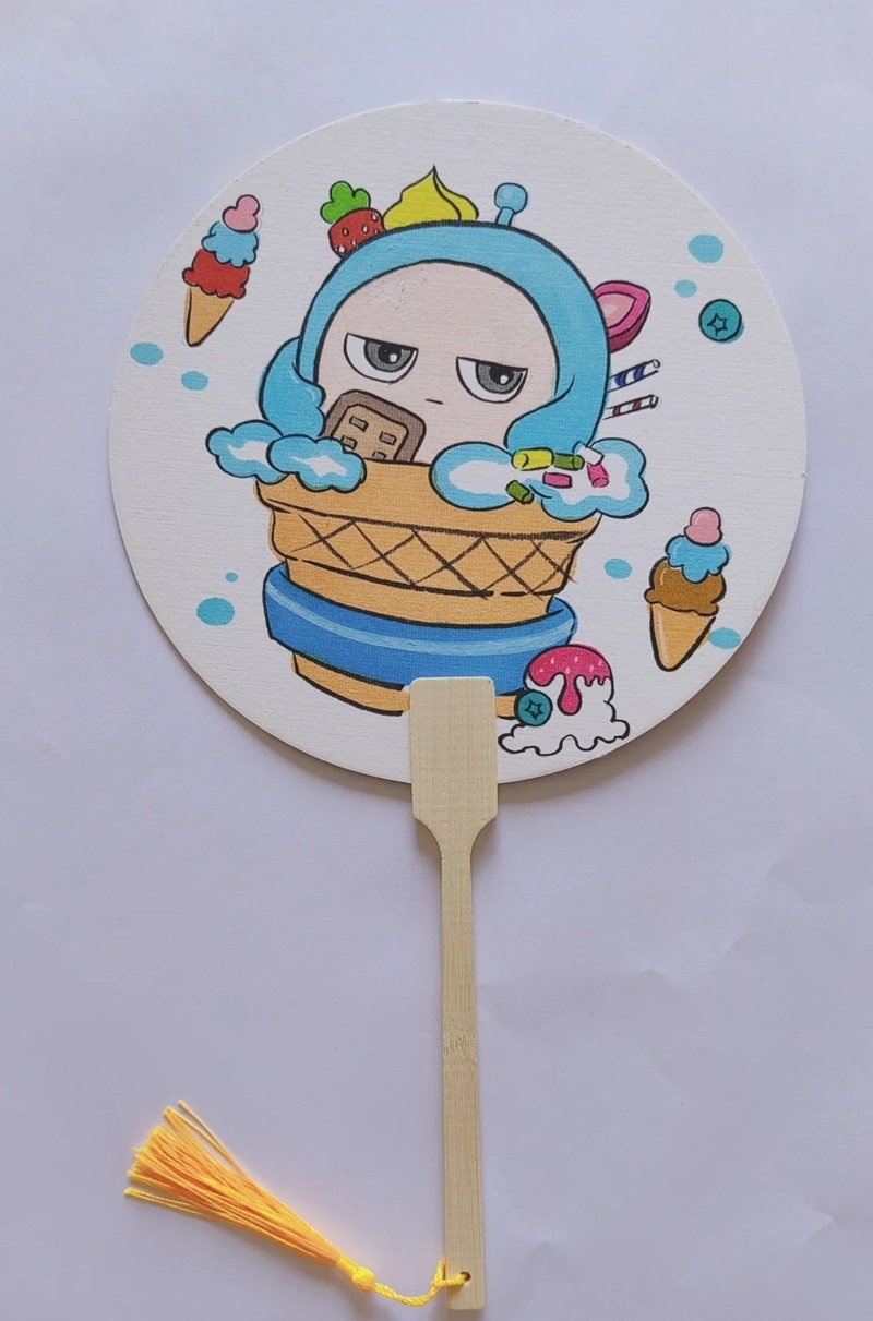 trang trí quạt giấy lớp 8 đơn giản 23