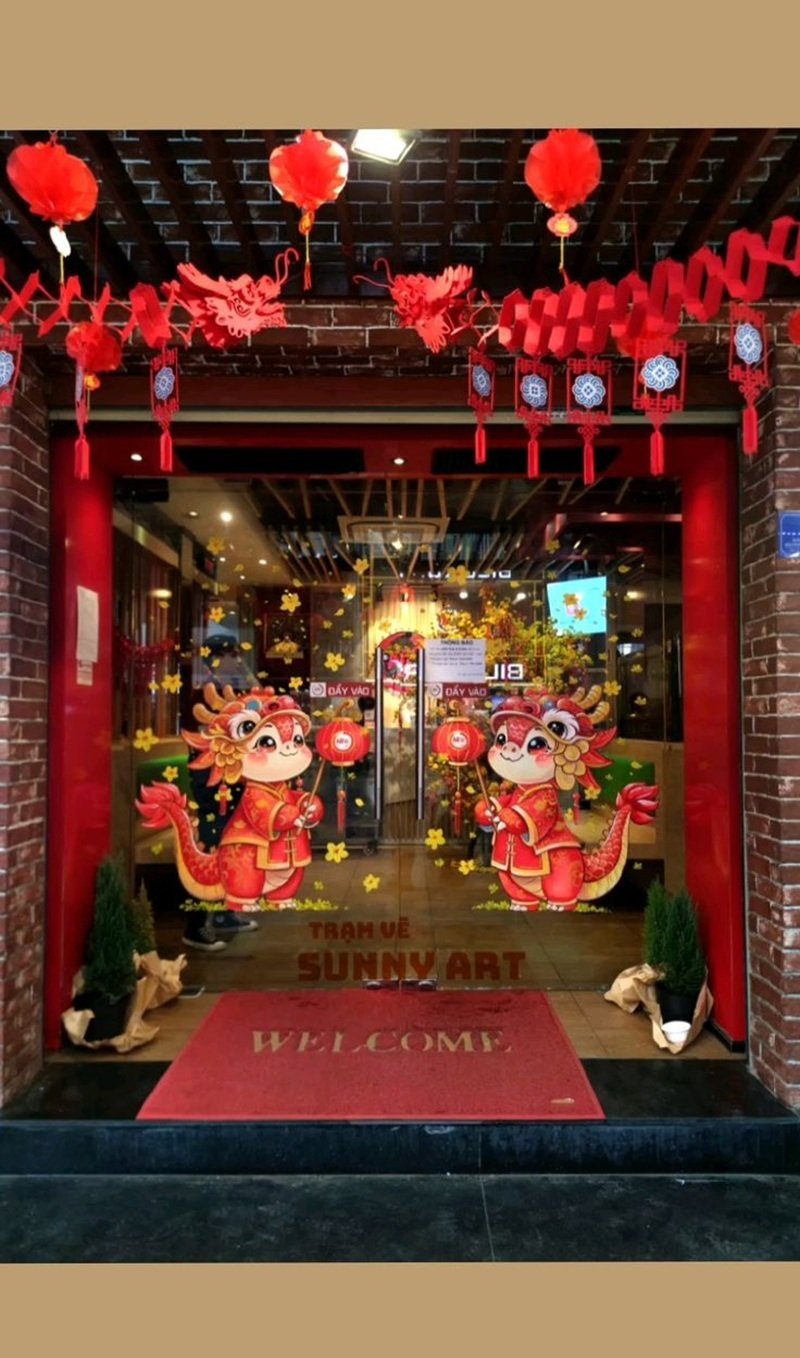 trang trí tết trên cửa kính 2025 cho công ty 10