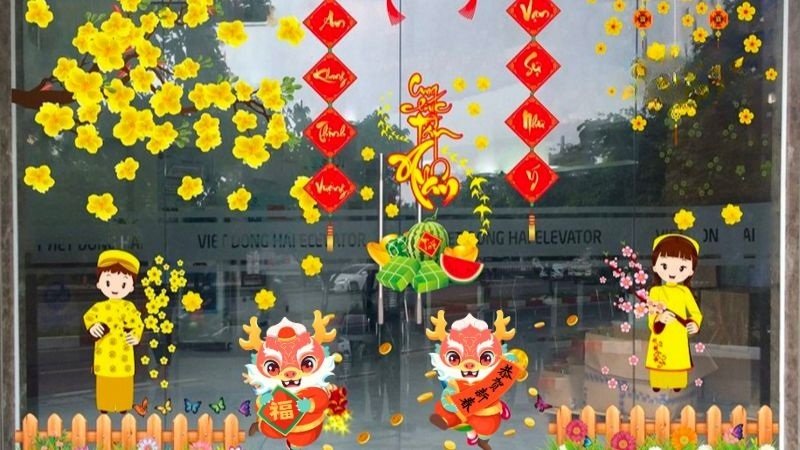 trang trí tết trên cửa kính 2025 cho khách sạn 3