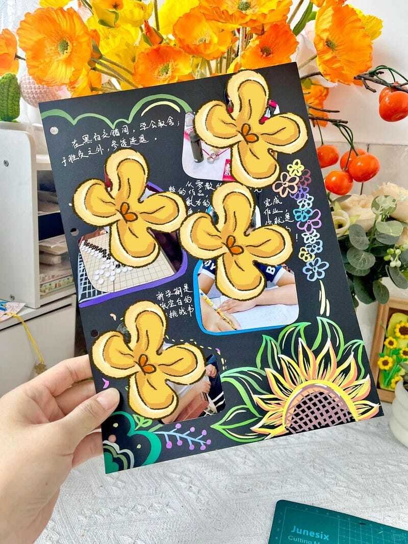 Hình ảnh trang trí vở bằng hoa nhỏ cực kỳ xinh xắn