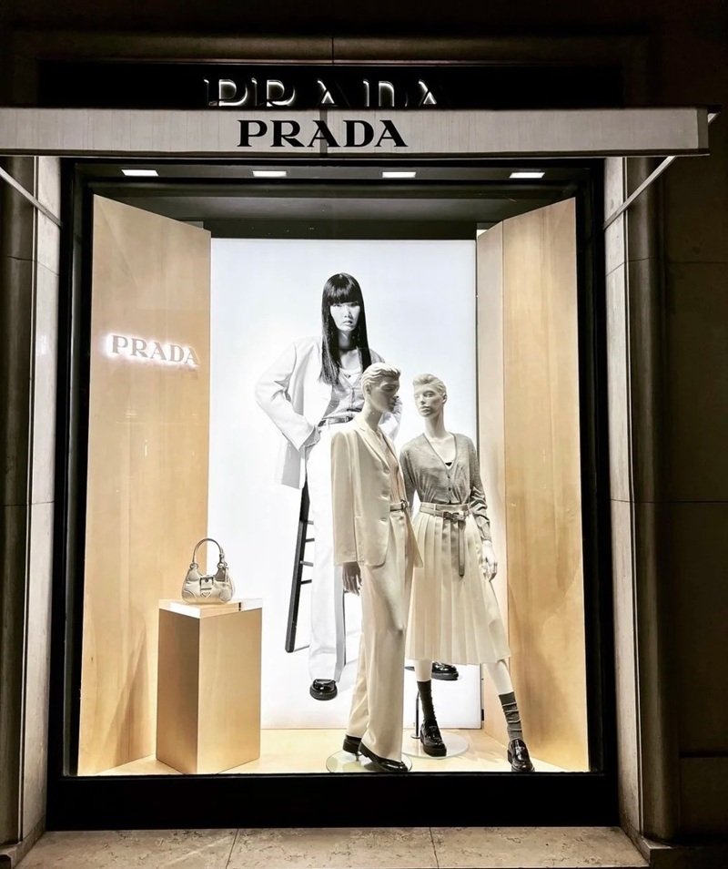 trang trí window display 20