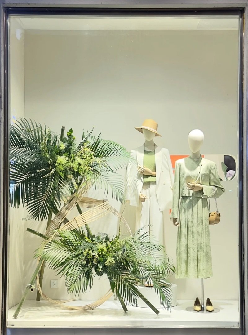 trang trí window display 6