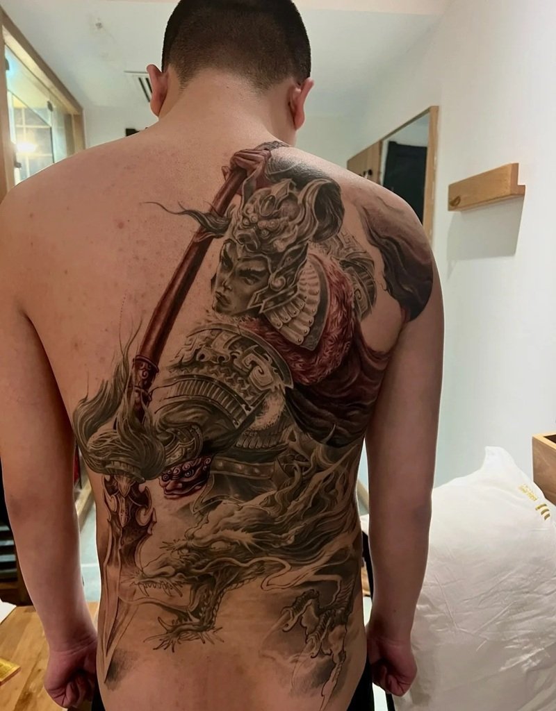 vẽ hình xăm triệu vân 26