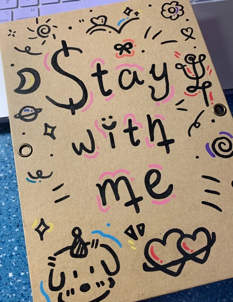 vẽ trang trí bìa sách