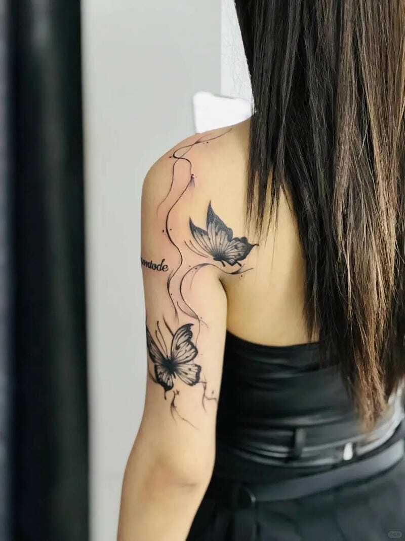Mẫu xăm chữ bắp tay nữ cá tính dành cho phái đẹp hiện đại