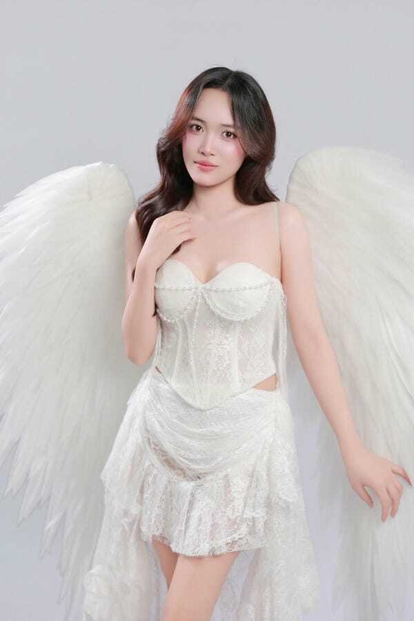 Ảnh gái xinh 18+ body hoàn hảo thu hút ánh nhìn