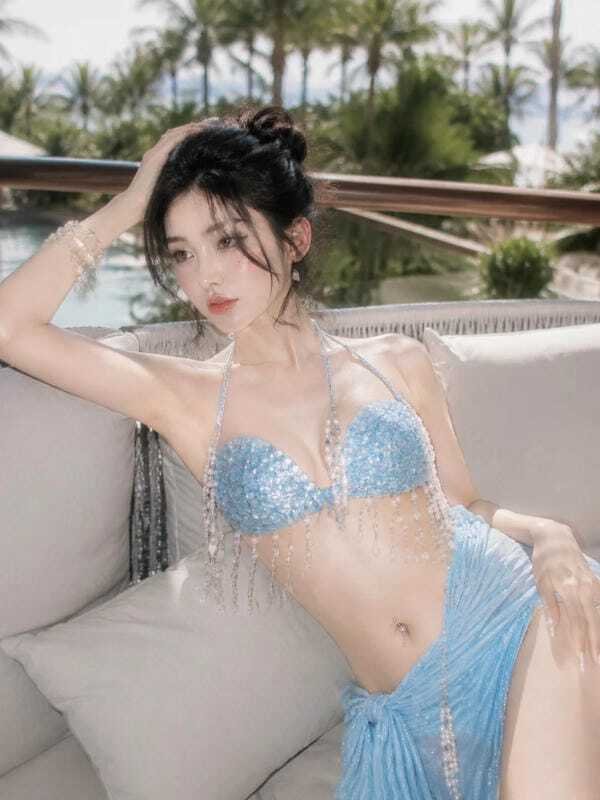 Album Ảnh Gái Xinh Khoe Vú