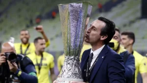 ai-la-hlv-truong-villarreal-cf-vo-ich-europa-league-2021_876