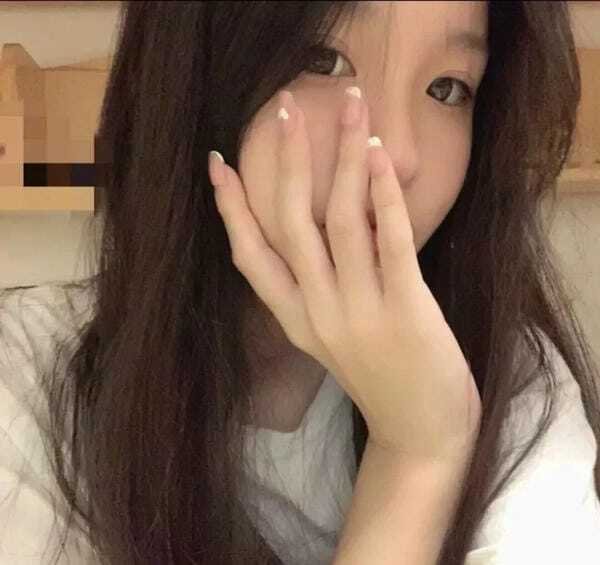 Avatar nữ che mặt người thật cá tính cuốn hút