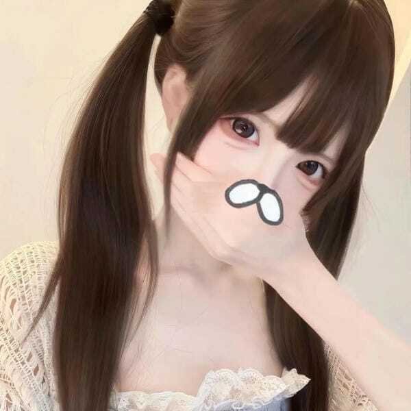 ảnh gái che mặt 5