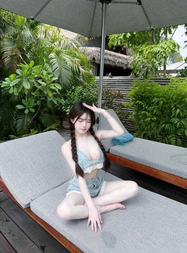 ảnh gái xinh 18+ 12