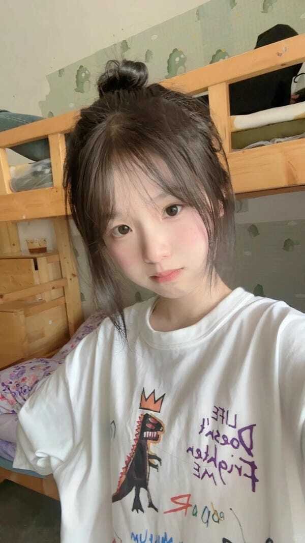 ảnh gái xinh che mặt 2012 19