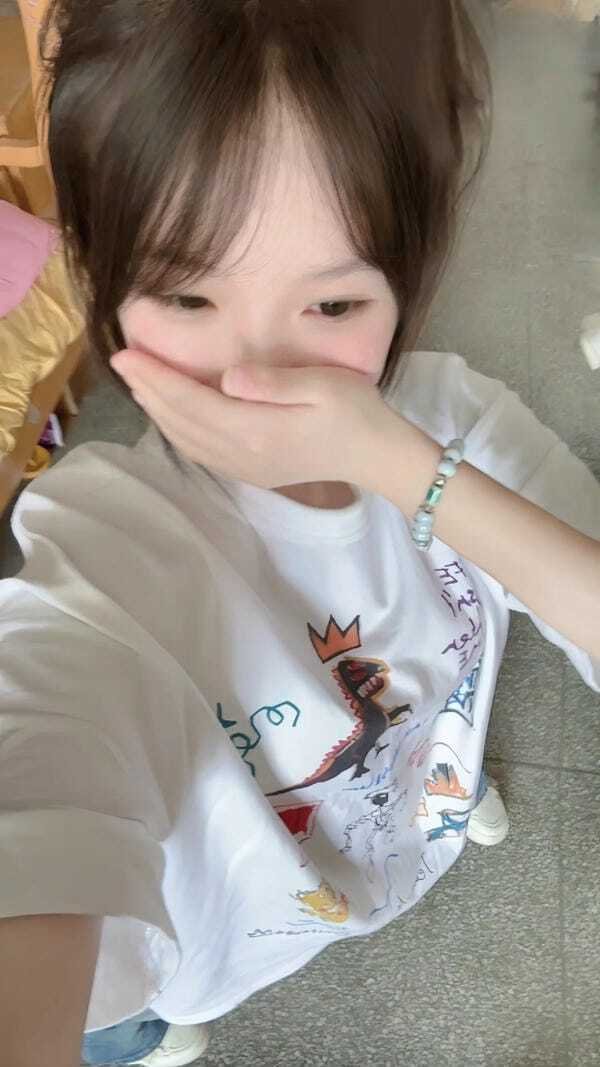 ảnh gái xinh che mặt 2012 20