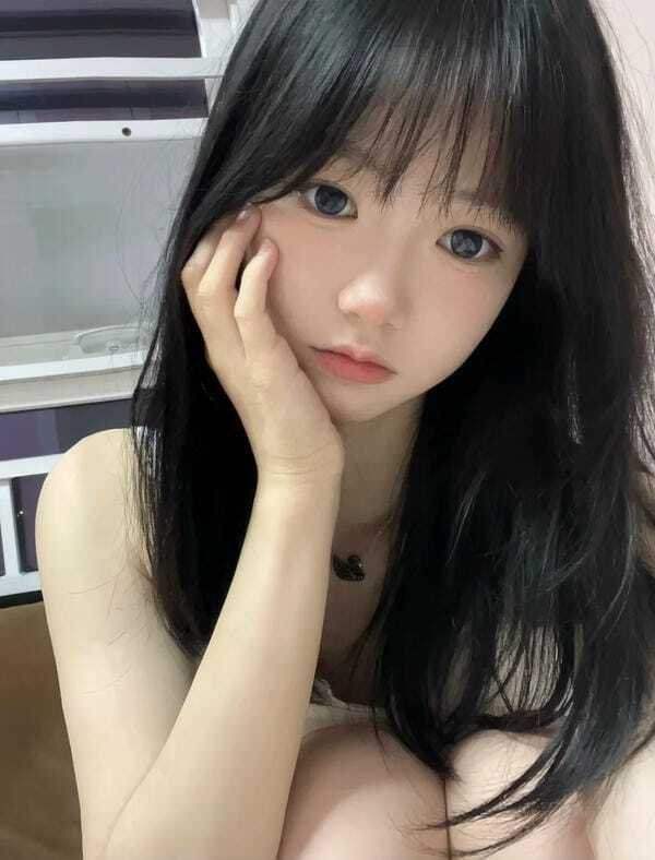 ảnh gái xinh che mặt 2012 26