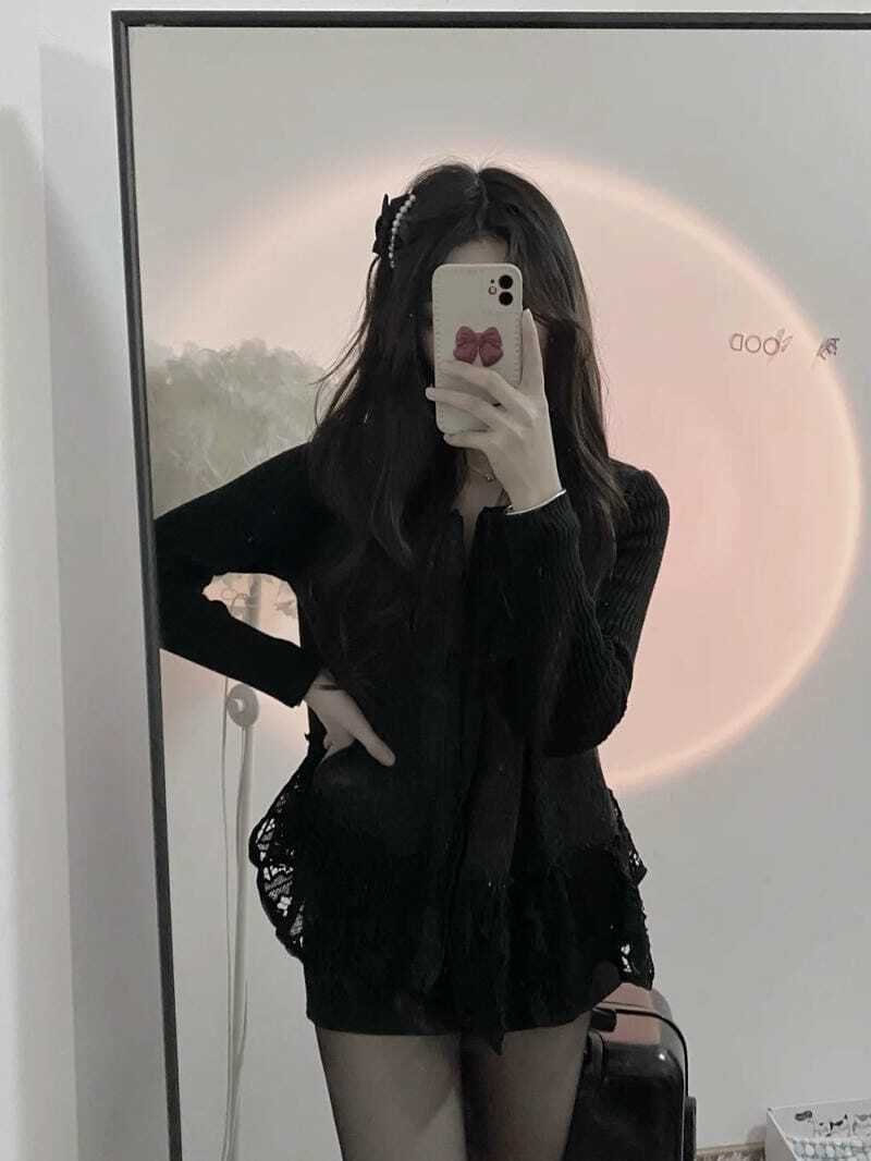 ảnh gái xinh che mặt 25