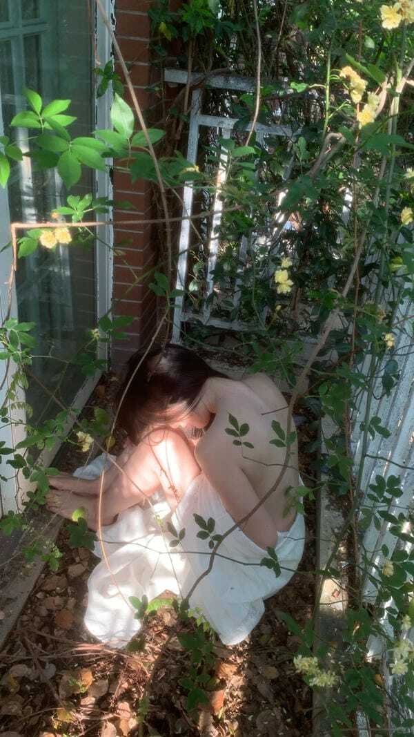 ảnh gái xinh cởi đồ