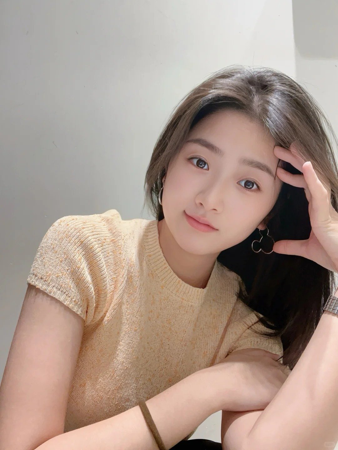 ảnh gái xinh cười 8