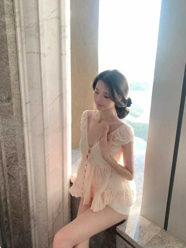 ảnh gái xinh giống thật 12