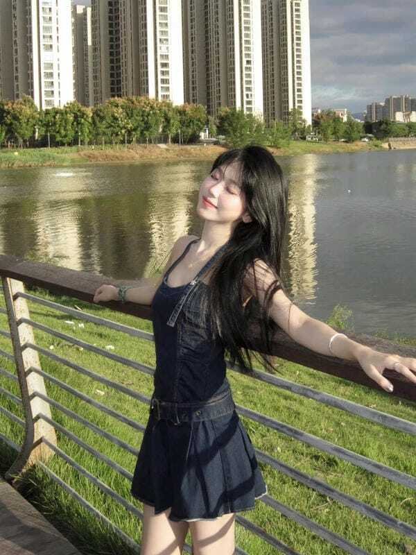ảnh gái xinh giống thật 15