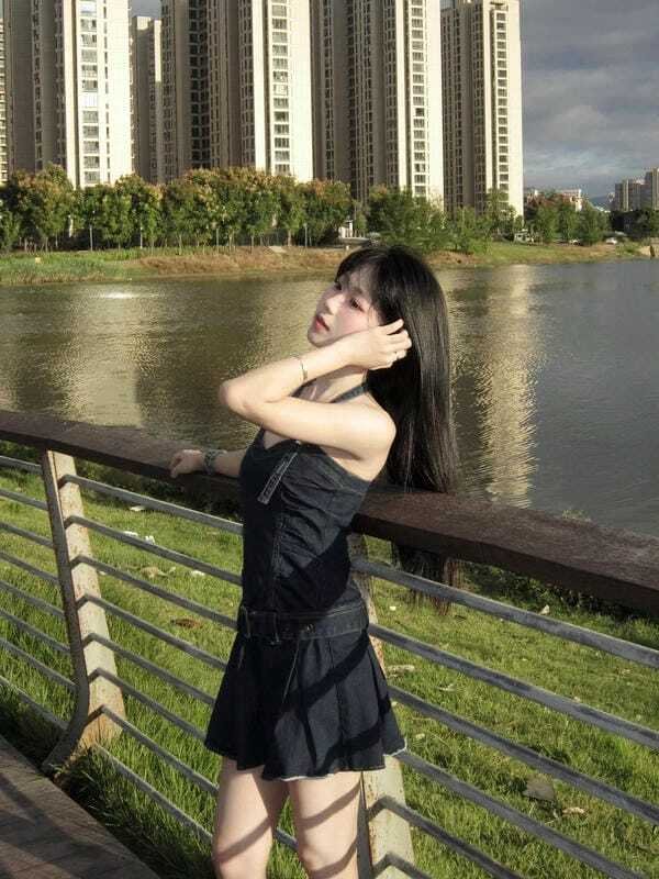 ảnh gái xinh giống thật 16